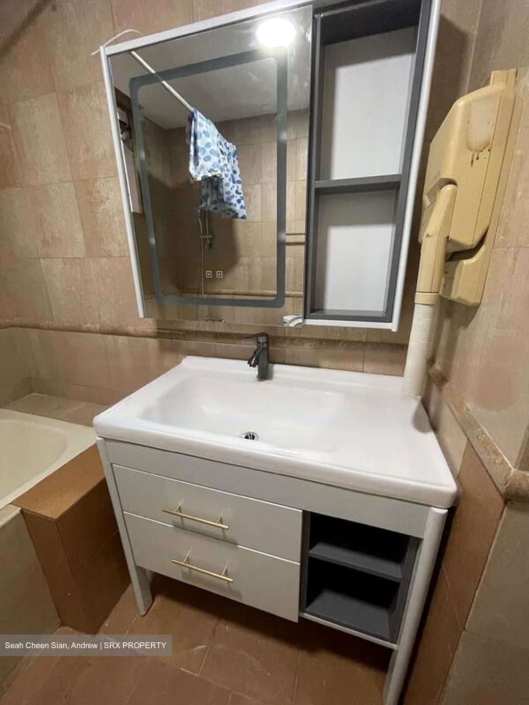 Kentish Green (D8), Apartment #460686321